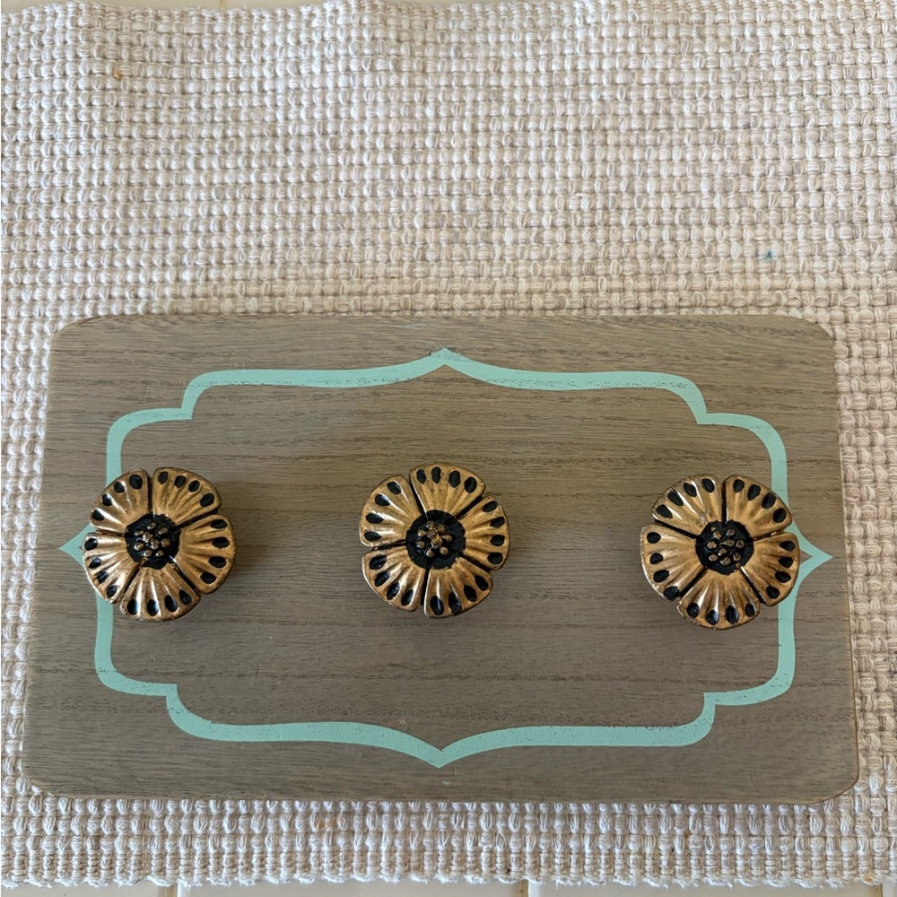 Gold and Black Decorative  jewelry Wall Hooks